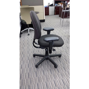 Steelcase Criterion Task chairs -  Product Picture 3
