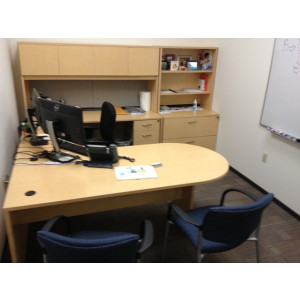 Maplewood Desks - Product Picture 4