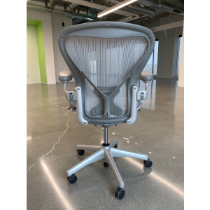 Herman Miller Aeron Chair (Titanium)  -  Product Picture 2