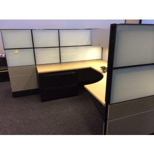 Refurb Blend Pre Owned Herman Miller Frosted Metallic Cubicle -  Product Picture 1