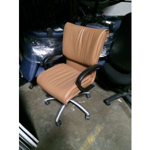 Sit on It Leather Conference Chair -  Product Picture 4