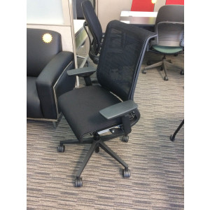 Steelcase Mesh Think Chair (Pre Owned) - Product Picture 3