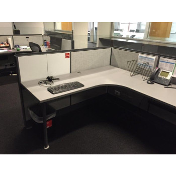 Teknion Form Cubicle (5.5 x 5.5)