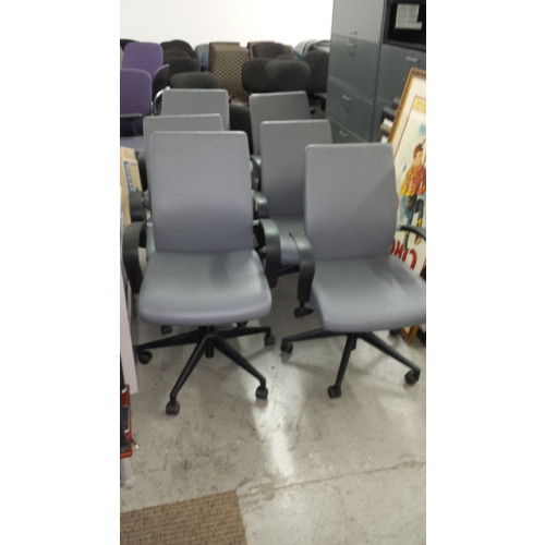 The Perfect Source Conference Chairs