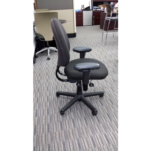 Steelcase Criterion Task chairs