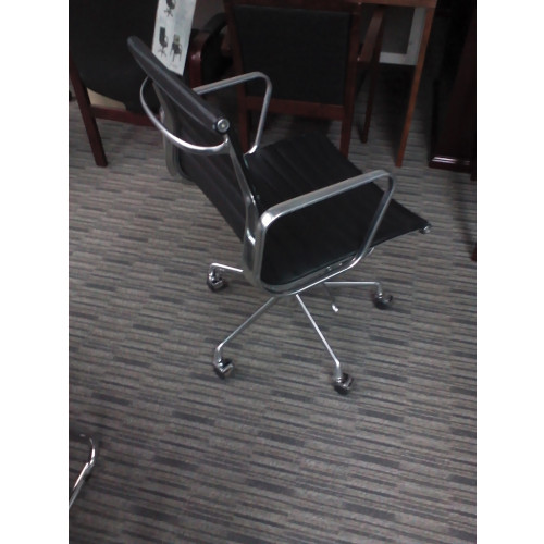 Eames Reproduction Mid Back Conference Chair