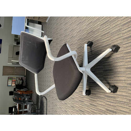 The Perfect QiVi Conference chairs by Steelcase