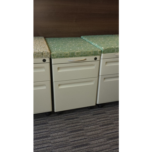 Mobile Pedestals with Cushion